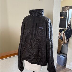 Patagonia Men's Black nanopuf Puffer Jacket primaloft size large